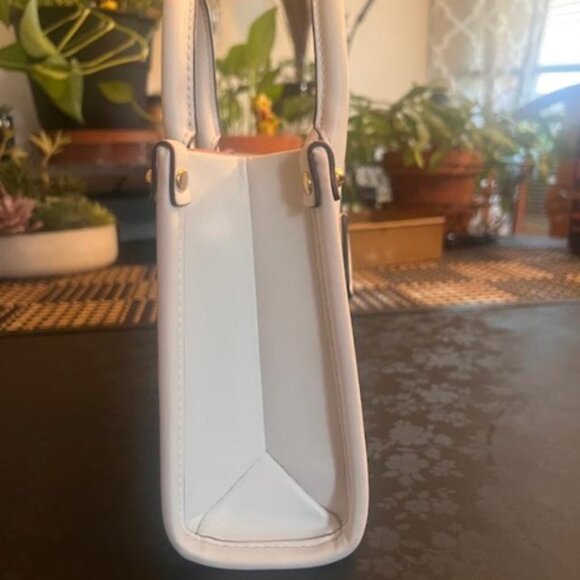 FIRM PRICE/Mirella Small Rainbow Signature Logo Mini Bag/NO CROSSBODY STRAP - Picture 10 of 16